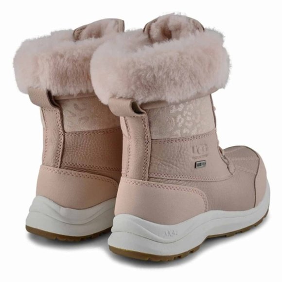 ✨Host Pick✨ UGG Adirondack III Women's Boot  Snow Leopard - Picture 4 of 9